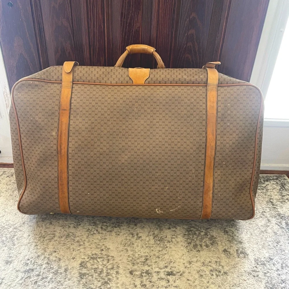 Large Vintage Gucci Suitcase